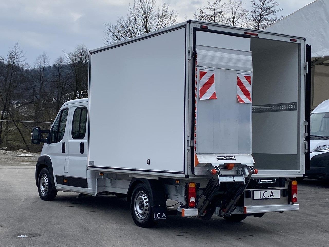 OPEL MOVANO 1+6 DOKA 140PS | KÜHLKOFFER + LADERAMPE - Chladící dodávka: obrázek 1 OPEL MOVANO 1+6 DOKA 140PS | KÜHLKOFFER + LADERAMPE - Chladící dodávka: obrázek 1