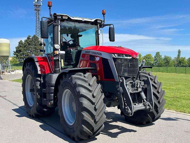 Massey Ferguson MF 8S265 Dyna-7 Exclusive - Traktor: obrázek 2 Massey Ferguson MF 8S265 Dyna-7 Exclusive - Traktor: obrázek 2