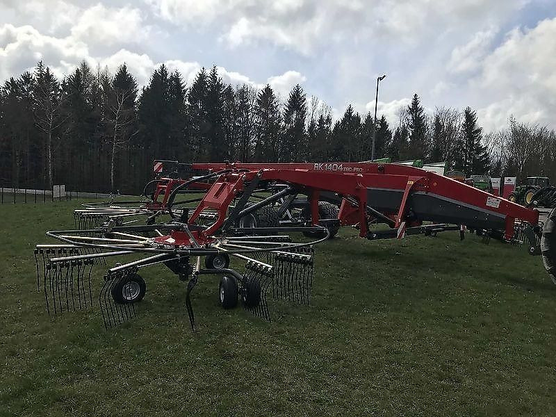 Massey Ferguson MF RK 1404 TRC-PRO / FELLA JURAS 14055 PRO - Obraceč/ Shrnovač: obrázek 1 Massey Ferguson MF RK 1404 TRC-PRO / FELLA JURAS 14055 PRO - Obraceč/ Shrnovač: obrázek 1