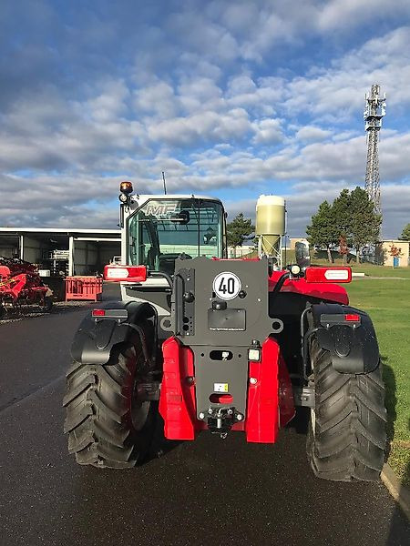 Massey Ferguson MF TH 8043 Exclusive - Teleskopický manipulátor: obrázek 3 Massey Ferguson MF TH 8043 Exclusive - Teleskopický manipulátor: obrázek 3
