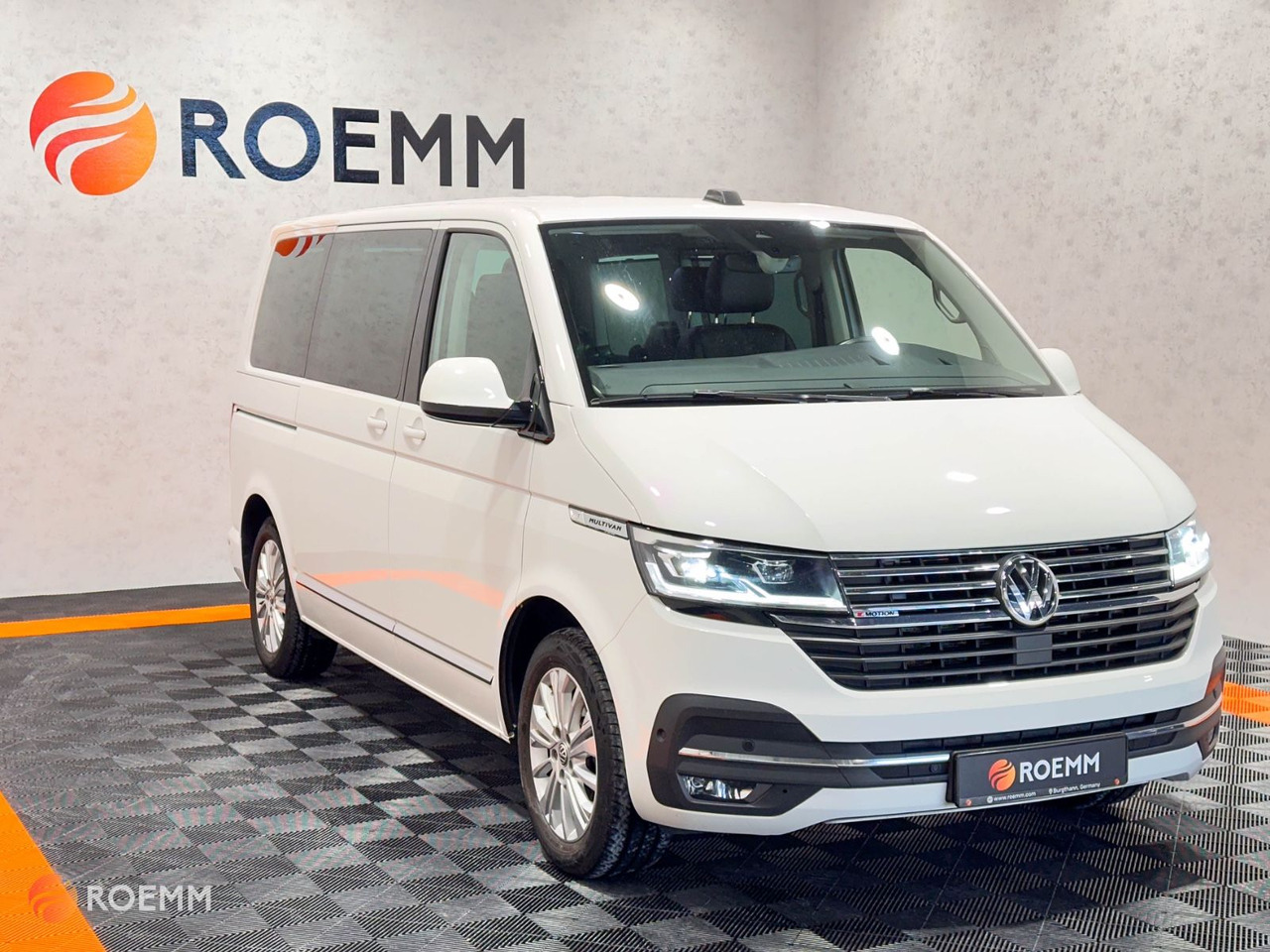 Volkswagen T6.1 Multivan Highline 4MOTION*GARANTIE*AHK*SHZ* - Mikrobus: obrázek 4 Volkswagen T6.1 Multivan Highline 4MOTION*GARANTIE*AHK*SHZ* - Mikrobus: obrázek 4
