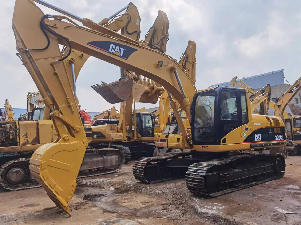 Caterpillar 320C 320CL 320BL Used Excavator CAT 320D 320D2 320GC 20 Ton Crawler Excavator - Pásové rýpadlo: obrázek 4 Caterpillar 320C 320CL 320BL Used Excavator CAT 320D 320D2 320GC 20 Ton Crawler Excavator - Pásové rýpadlo: obrázek 4