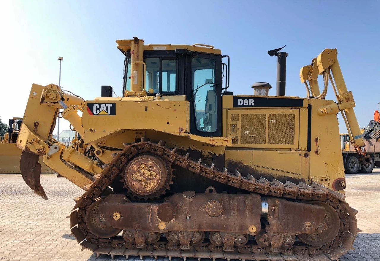 Caterpillar CAT D8R D8T D9R D10R D6G D6H D6R D7H D7E D7R Used Bulldozer Secondhand Bulldozers in High Quality - Buldozer: obrázek 5 Caterpillar CAT D8R D8T D9R D10R D6G D6H D6R D7H D7E D7R Used Bulldozer Secondhand Bulldozers in High Quality - Buldozer: obrázek 5