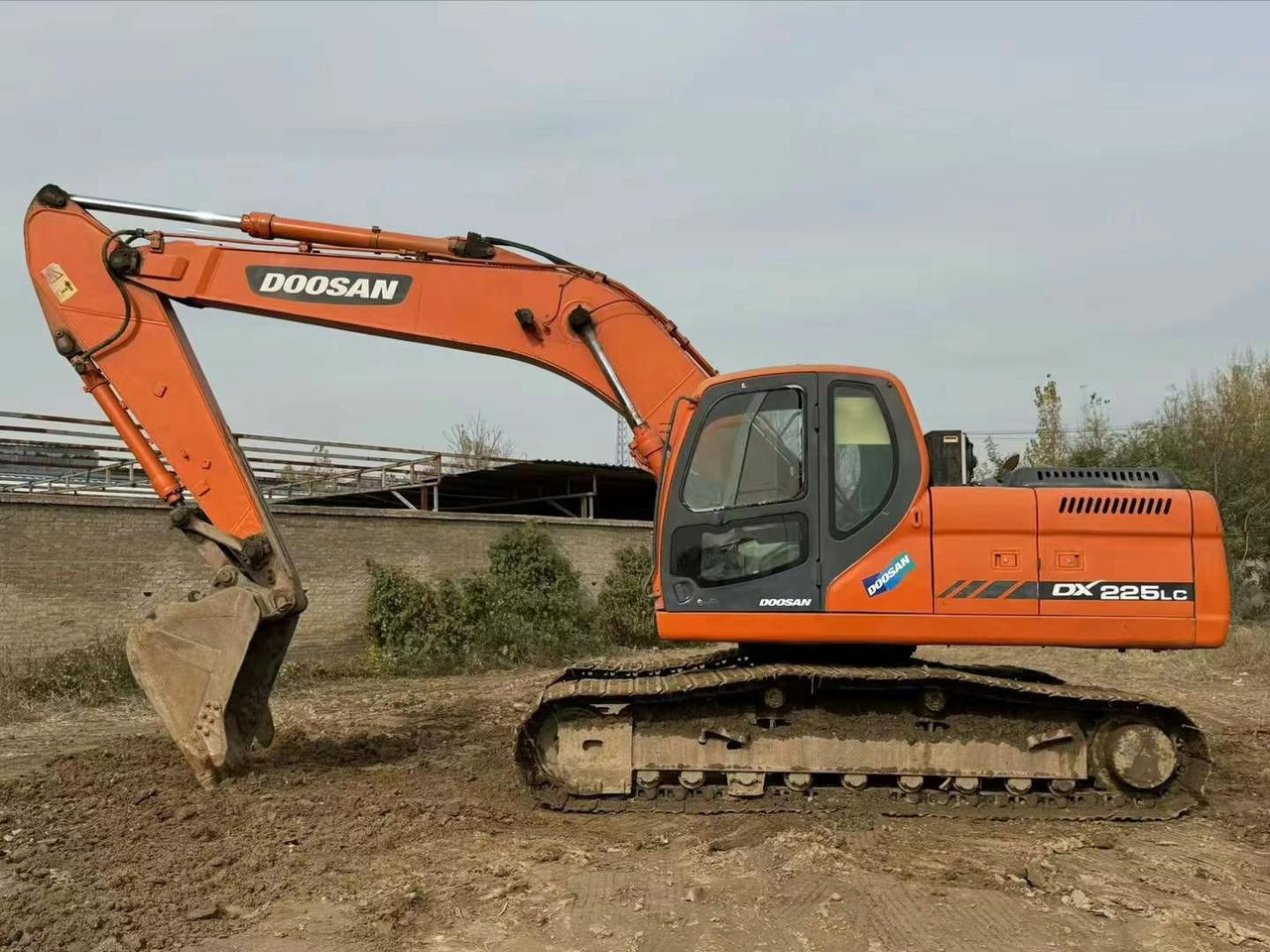 Doosan Used Excavator 225 DX225 DX300 DH150 DX300 DX420 DX520 for Sale - Pásové rýpadlo: obrázek 5 Doosan Used Excavator 225 DX225 DX300 DH150 DX300 DX420 DX520 for Sale - Pásové rýpadlo: obrázek 5