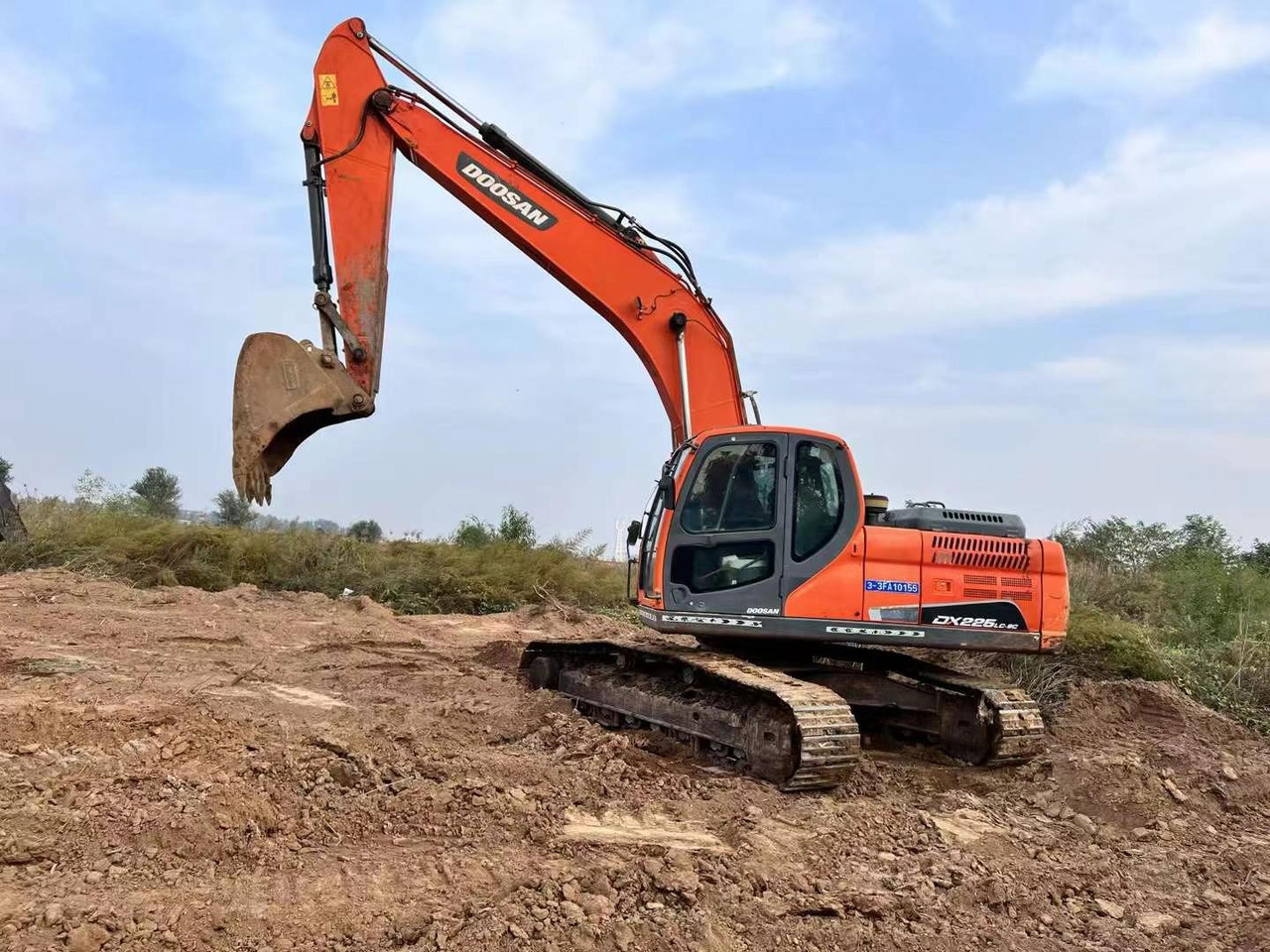 Doosan Used Excavator 225 DX225 DX300 DH150W DX300 DX420 DX520 Second hand Crawler Excavators in Excellent Work Condition - Pásové rýpadlo: obrázek 4 Doosan Used Excavator 225 DX225 DX300 DH150W DX300 DX420 DX520 Second hand Crawler Excavators in Excellent Work Condition - Pásové rýpadlo: obrázek 4