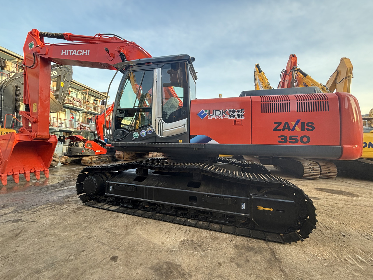 Hitachi ZX350 Used Excavator Hitachi 35 ton Secondhand Crawler Excavators Zx60 zx70 Zx120 Zx130 zx210 zx240 Zx300 zx850 - Pásové rýpadlo: obrázek 1 Hitachi ZX350 Used Excavator Hitachi 35 ton Secondhand Crawler Excavators Zx60 zx70 Zx120 Zx130 zx210 zx240 Zx300 zx850 - Pásové rýpadlo: obrázek 1