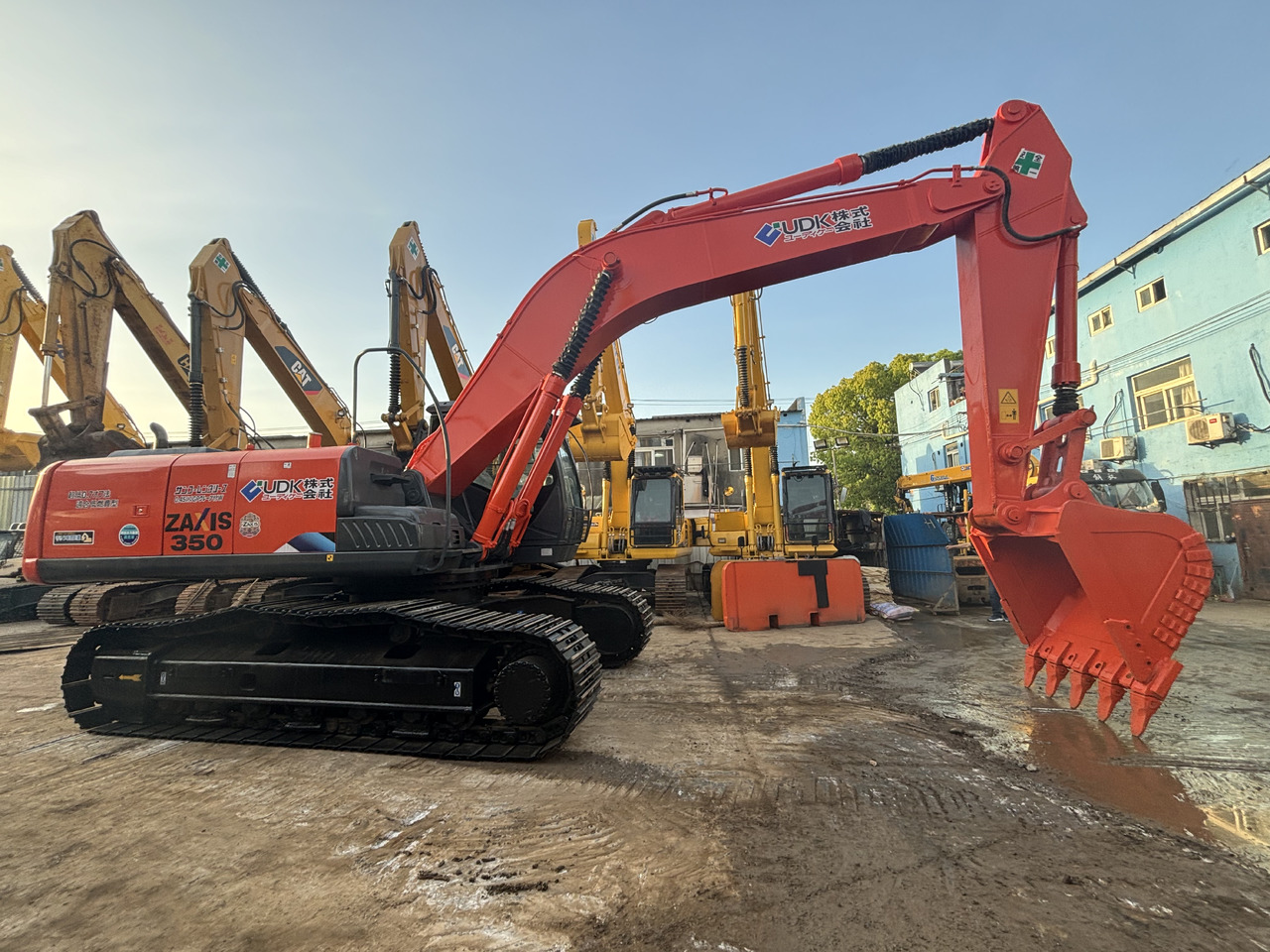 Hitachi Zx350 Used Excavator 35 Ton High Quality Secondhand Excavators Komatsu PC350 Doosan DX300 DX420 Caterpillar 336D2 Sany SY 365 Crawler Excavators for Sale - Pásové rýpadlo: obrázek 4 Hitachi Zx350 Used Excavator 35 Ton High Quality Secondhand Excavators Komatsu PC350 Doosan DX300 DX420 Caterpillar 336D2 Sany SY 365 Crawler Excavators for Sale - Pásové rýpadlo: obrázek 4