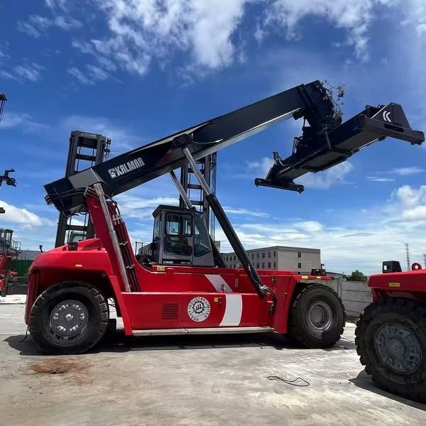 KALMAR 45 Ton Kalmar Reach Stacker DRD450 DRF450 DRT450 Telescopic Handler DRT450 and Sany Liugong Reach Stackers Lifting Reach Stacker Forklift - Reach stacker: obrázek 1 KALMAR 45 Ton Kalmar Reach Stacker DRD450 DRF450 DRT450 Telescopic Handler DRT450 and Sany Liugong Reach Stackers Lifting Reach Stacker Forklift - Reach stacker: obrázek 1