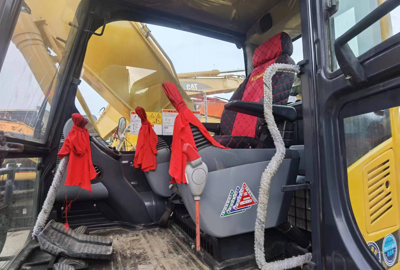 Komatsu PC200 PC210 PC220 Used Excavator Crawler Hydraulic High Quality Secondhand Excavator for Sale leasing Komatsu PC200 PC210 PC220 Used Excavator Crawler Hydraulic High Quality Secondhand Excavator for Sale: obrázek 7