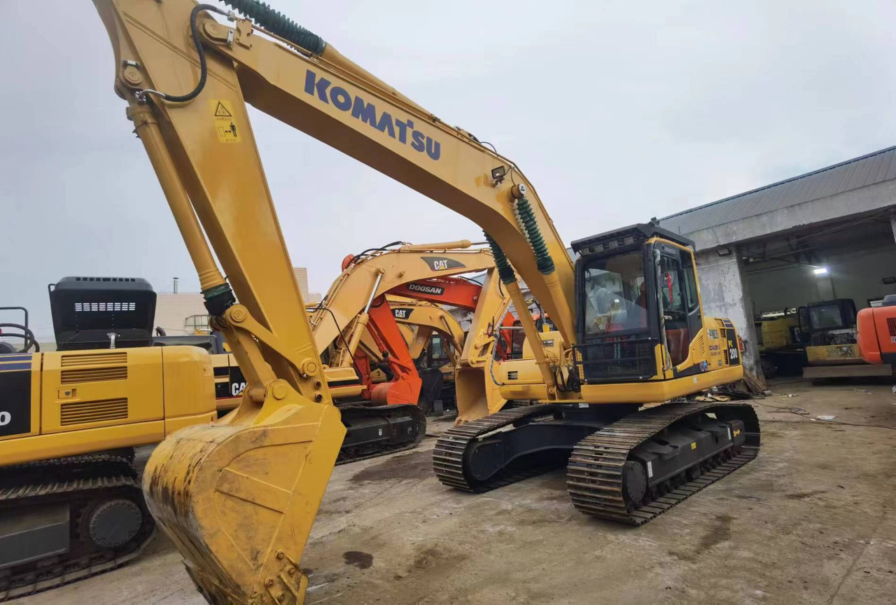 Komatsu PC200 PC210 PC220 Used Excavator in Excellent Work Condition - Pásové rýpadlo: obrázek 3 Komatsu PC200 PC210 PC220 Used Excavator in Excellent Work Condition - Pásové rýpadlo: obrázek 3