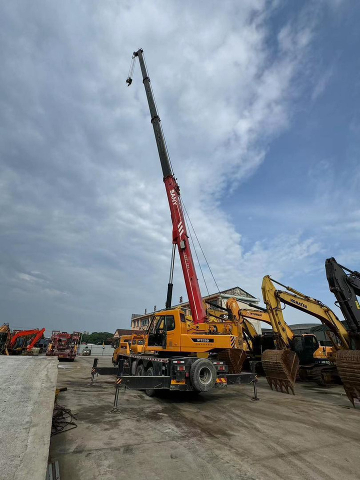 Autojeřáb Sany Used Truck Crane 25 Ton with Excellent Work Performance and 1 year Warrenty: obrázek 11