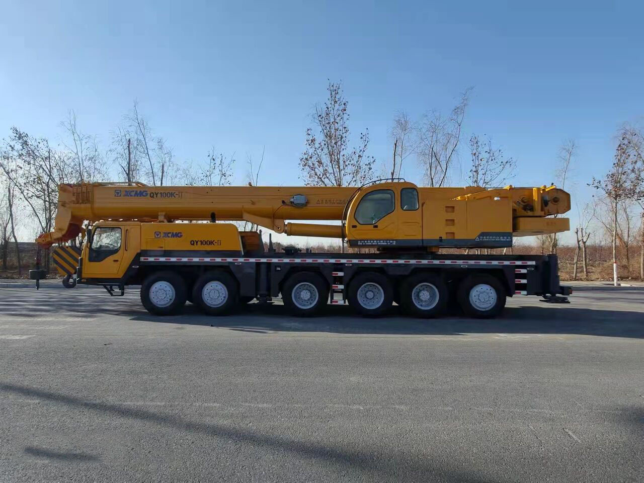 XCMG 100 Ton QY100K-II Used Truck Crane with Telescopic Boom 68M for Sale - Autojeřáb: obrázek 4 XCMG 100 Ton QY100K-II Used Truck Crane with Telescopic Boom 68M for Sale - Autojeřáb: obrázek 4