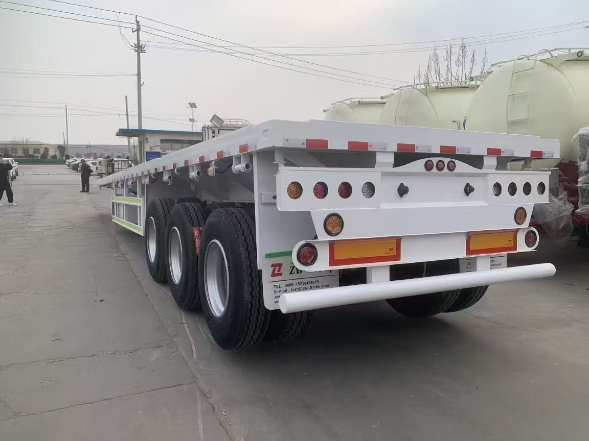 ZHICHENG Semi Flat Bed Low Bed Lowboy bed truck in New or Used Condition and various Size for Sale - Podvalníkový návěs: obrázek 3 ZHICHENG Semi Flat Bed Low Bed Lowboy bed truck in New or Used Condition and various Size for Sale - Podvalníkový návěs: obrázek 3
