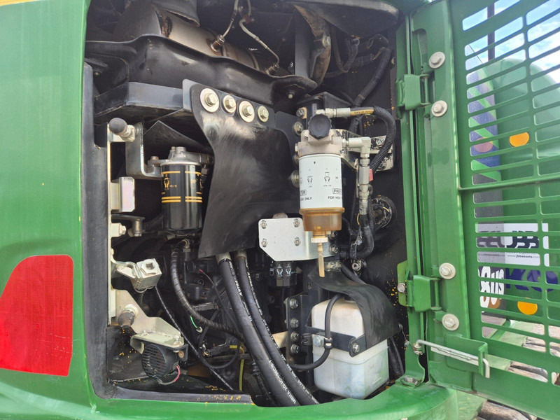 Pásové rýpadlo Komatsu PC138US-11: obrázek 14