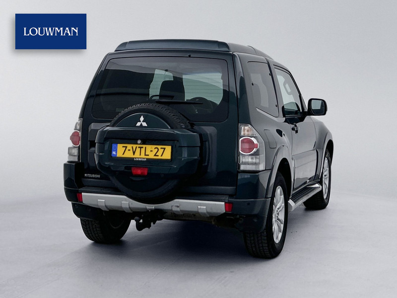 Mitsubishi Pajero 3.2 DI-D Instyle High Roof Van Grijs kenteken Automaat Climate control Trekhaak 3000KG - Dodávka: obrázek 2 Mitsubishi Pajero 3.2 DI-D Instyle High Roof Van Grijs kenteken Automaat Climate control Trekhaak 3000KG - Dodávka: obrázek 2