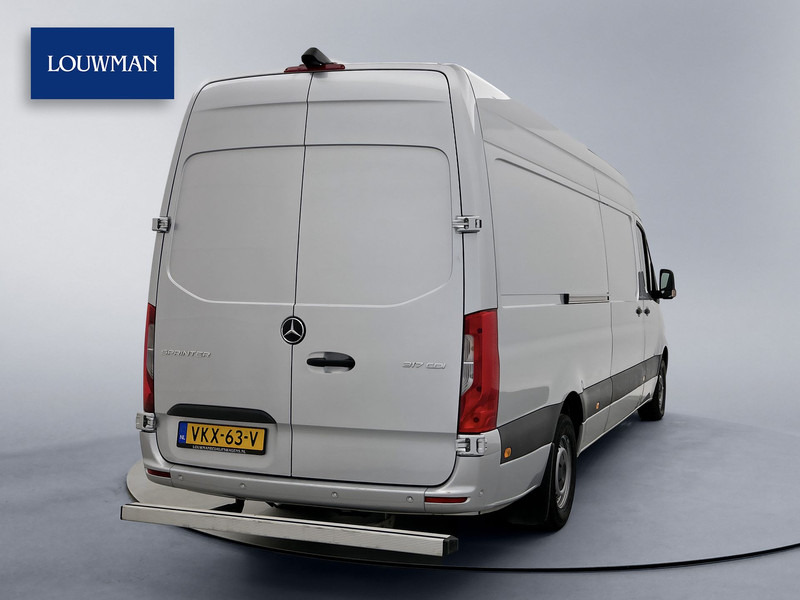 Mercedes-Benz Sprinter 317 1.9 CDI L3H2 3500kg trekgewicht Navigatie Achteruitrijcamera Apple Carplay/Android Auto Betimmering Cruise Control - Malá dodávka: obrázek 2 Mercedes-Benz Sprinter 317 1.9 CDI L3H2 3500kg trekgewicht Navigatie Achteruitrijcamera Apple Carplay/Android Auto Betimmering Cruise Control - Malá dodávka: obrázek 2
