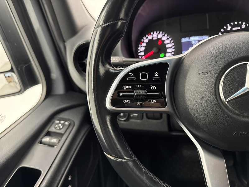 Furgon Mercedes-Benz Sprinter 519 3.0 CDI L3H2 V6 Led koplampen 360 camera systeem Trekhaak Navigatie Dubbel lucht: obrázek 11 Furgon Mercedes-Benz Sprinter 519 3.0 CDI L3H2 V6 Led koplampen 360 camera systeem Trekhaak Navigatie Dubbel lucht: obrázek 11