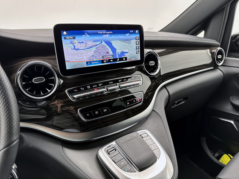 Mercedes-Benz V-Klasse 300d 4-MATIC DC Extra Lang Avantgarde AMG line Memory seats Airmatic Nappa leder Burmester - Furgon, Dodávka s dvojitou kabinou: obrázek 5 Mercedes-Benz V-Klasse 300d 4-MATIC DC Extra Lang Avantgarde AMG line Memory seats Airmatic Nappa leder Burmester - Furgon, Dodávka s dvojitou kabinou: obrázek 5