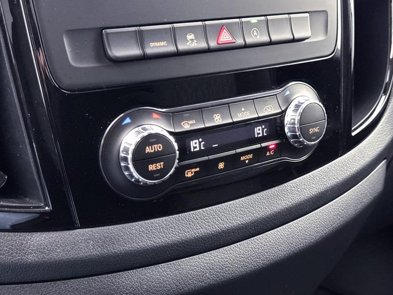Malá dodávka Mercedes-Benz Vito 114 CDI Extra Lang Led koplampen L3 Stoelverwarming Achteruitrijcamera Apple Carplay/Android Auto Betimmering: obrázek 9