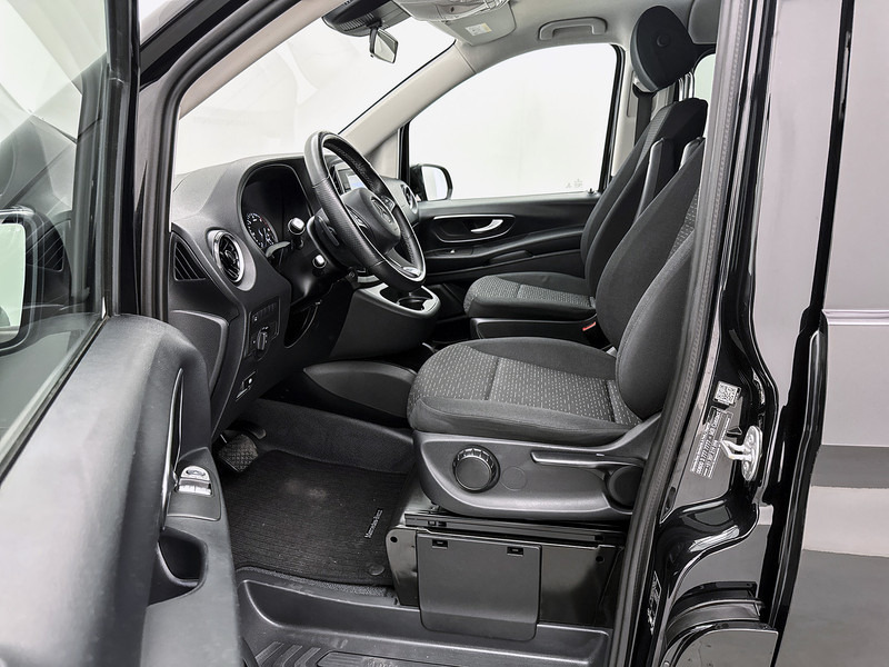 Mercedes-Benz Vito 119 CDI Lang DC 2x schuifdeur Dubbele cabine Navigatie Trekhaak Climate control Sidebars - Malá dodávka, Dodávka s dvojitou kabinou: obrázek 5 Mercedes-Benz Vito 119 CDI Lang DC 2x schuifdeur Dubbele cabine Navigatie Trekhaak Climate control Sidebars - Malá dodávka, Dodávka s dvojitou kabinou: obrázek 5