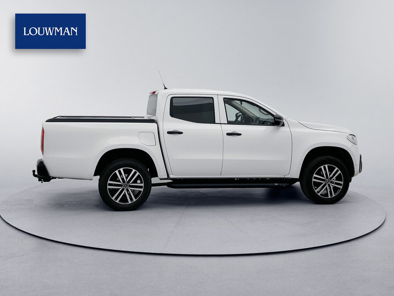 Mercedes-Benz X-Klasse 220 d 4-MATIC Pure Roll-cover 3.5t trekhaak Camera Stoelverwarming - Pick-up: obrázek 3 Mercedes-Benz X-Klasse 220 d 4-MATIC Pure Roll-cover 3.5t trekhaak Camera Stoelverwarming - Pick-up: obrázek 3