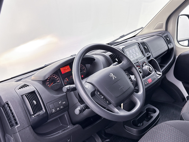 Peugeot Boxer 2.2 BlueHDi 120 L1H1 3.3t Trekhaak Achteruitrijcamera Betimmering Cruise Control - Malá dodávka: obrázek 5 Peugeot Boxer 2.2 BlueHDi 120 L1H1 3.3t Trekhaak Achteruitrijcamera Betimmering Cruise Control - Malá dodávka: obrázek 5