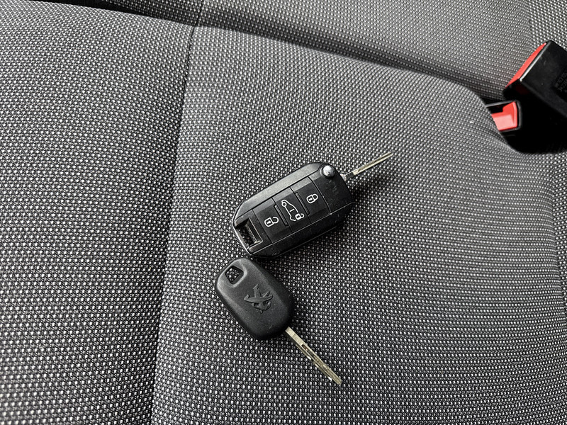 Peugeot Partner 1.5 BlueHDI Premium Navigatie Cruise control Airco Euro 6 leasing Peugeot Partner 1.5 BlueHDI Premium Navigatie Cruise control Airco Euro 6: obrázek 13