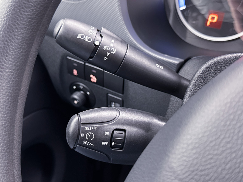 Malá dodávka, Elektrická dodávka Peugeot Partner Electric L1 Premium Navigatie Parkeersensoren Cruise Control: obrázek 19