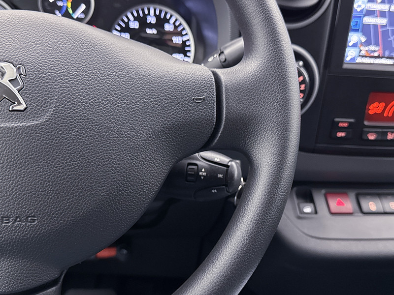 Malá dodávka, Elektrická dodávka Peugeot Partner Electric L1 Premium Navigatie Parkeersensoren Cruise Control: obrázek 18