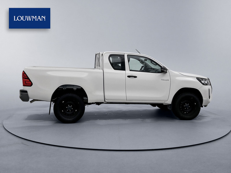 Toyota Hilux 2.4 D-4D Comfort 4x4 Xtra Cab NIEUW 3500KG Trekgewicht Cruise Control Airco - Pick-up: obrázek 3 Toyota Hilux 2.4 D-4D Comfort 4x4 Xtra Cab NIEUW 3500KG Trekgewicht Cruise Control Airco - Pick-up: obrázek 3
