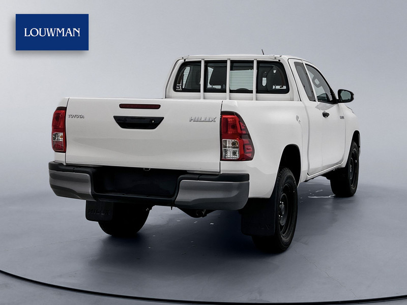 Toyota Hilux 2.4 D-4D Comfort 4x4 Xtra Cab NIEUW 3500KG Trekgewicht Cruise Control Airco - Pick-up: obrázek 2 Toyota Hilux 2.4 D-4D Comfort 4x4 Xtra Cab NIEUW 3500KG Trekgewicht Cruise Control Airco - Pick-up: obrázek 2