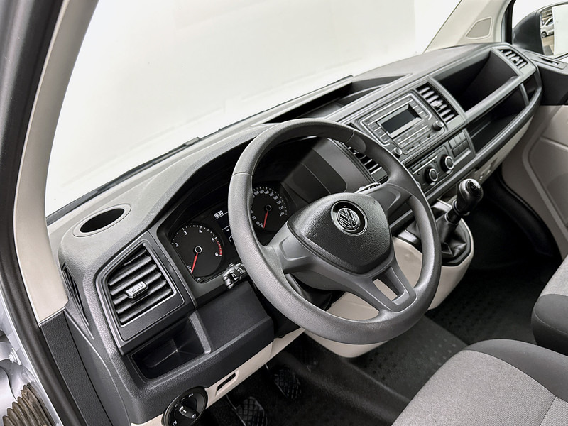 Volkswagen Transporter 2.0 TDI L1H1 Imperiaal Cruise control Airco Betimmering - Malá dodávka: obrázek 4 Volkswagen Transporter 2.0 TDI L1H1 Imperiaal Cruise control Airco Betimmering - Malá dodávka: obrázek 4