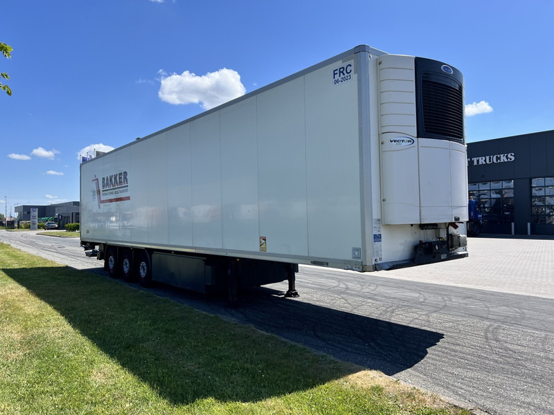 Kögel 3 - assige koeloplegger Carrier vector 1550 - Chladírenský návěs: obrázek 3 Kögel 3 - assige koeloplegger Carrier vector 1550 - Chladírenský návěs: obrázek 3