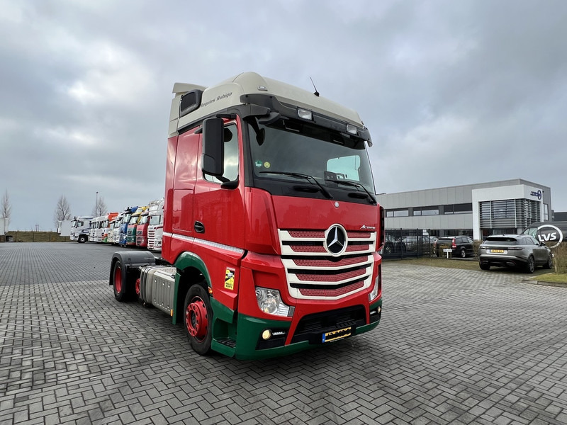 Mercedes-Benz Actros 2445 6x2 2x Tank - Tahač: obrázek 3 Mercedes-Benz Actros 2445 6x2 2x Tank - Tahač: obrázek 3