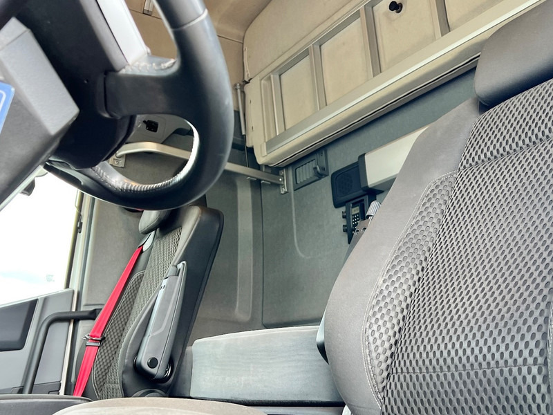 Tahač Renault T520 6x2 T-HIGH Trekker Only 481.500km / Hydraulic: obrázek 13