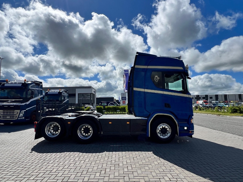 Scania R500 NGS 6x2 Trekker Retarder / Full Air / Special interior - Tahač: obrázek 4 Scania R500 NGS 6x2 Trekker Retarder / Full Air / Special interior - Tahač: obrázek 4