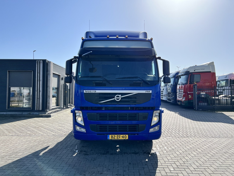 Volvo FM 370 4x2 trekker Globetrotter / Euro 5 /NEW TUV - Tahač: obrázek 2 Volvo FM 370 4x2 trekker Globetrotter / Euro 5 /NEW TUV - Tahač: obrázek 2