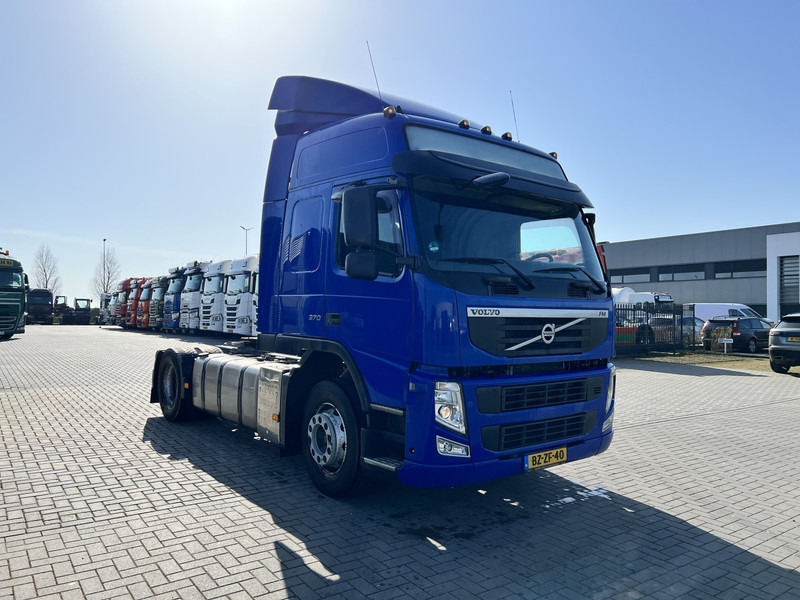 Volvo FM 370 4x2 trekker Globetrotter / Euro 5 /NEW TUV - Tahač: obrázek 3 Volvo FM 370 4x2 trekker Globetrotter / Euro 5 /NEW TUV - Tahač: obrázek 3