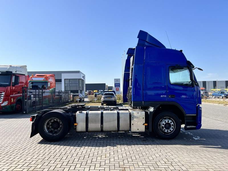 Volvo FM 370 4x2 trekker Globetrotter / Euro 5 /NEW TUV - Tahač: obrázek 4 Volvo FM 370 4x2 trekker Globetrotter / Euro 5 /NEW TUV - Tahač: obrázek 4