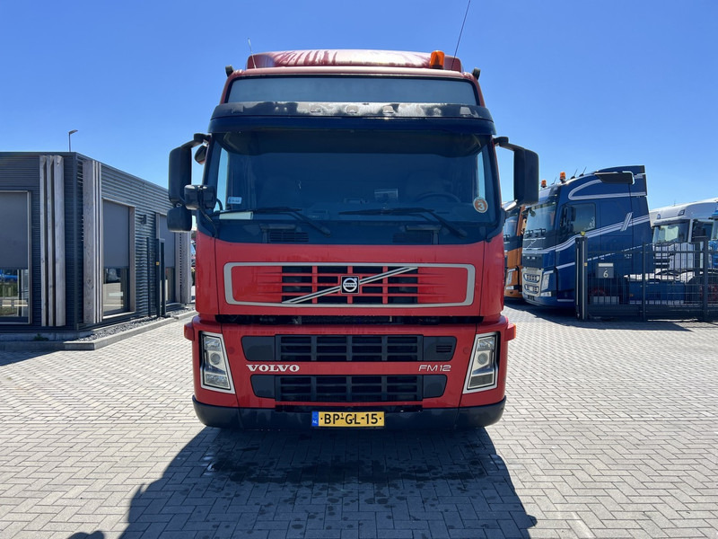 Volvo FM340 4x2 trekker - Tahač: obrázek 2 Volvo FM340 4x2 trekker - Tahač: obrázek 2