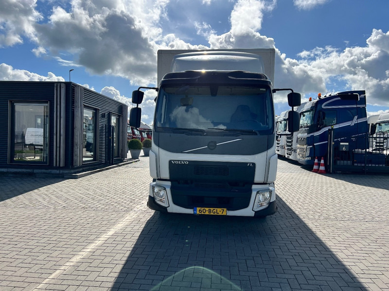 Volvo FL 210 4x2 bakwagen Dhollandia 1500kg / - Skříňový nákladní auto: obrázek 2 Volvo FL 210 4x2 bakwagen Dhollandia 1500kg / - Skříňový nákladní auto: obrázek 2