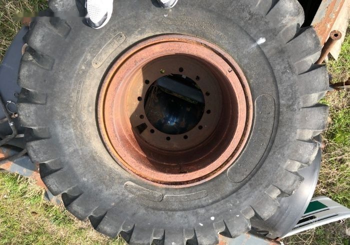 Kompletní kolo Anvelope Cu 24PR 4 BUC VOLA Incarcator VOLVO KOMATSU JCB: obrázek 8 Kompletní kolo Anvelope Cu 24PR 4 BUC VOLA Incarcator VOLVO KOMATSU JCB: obrázek 8