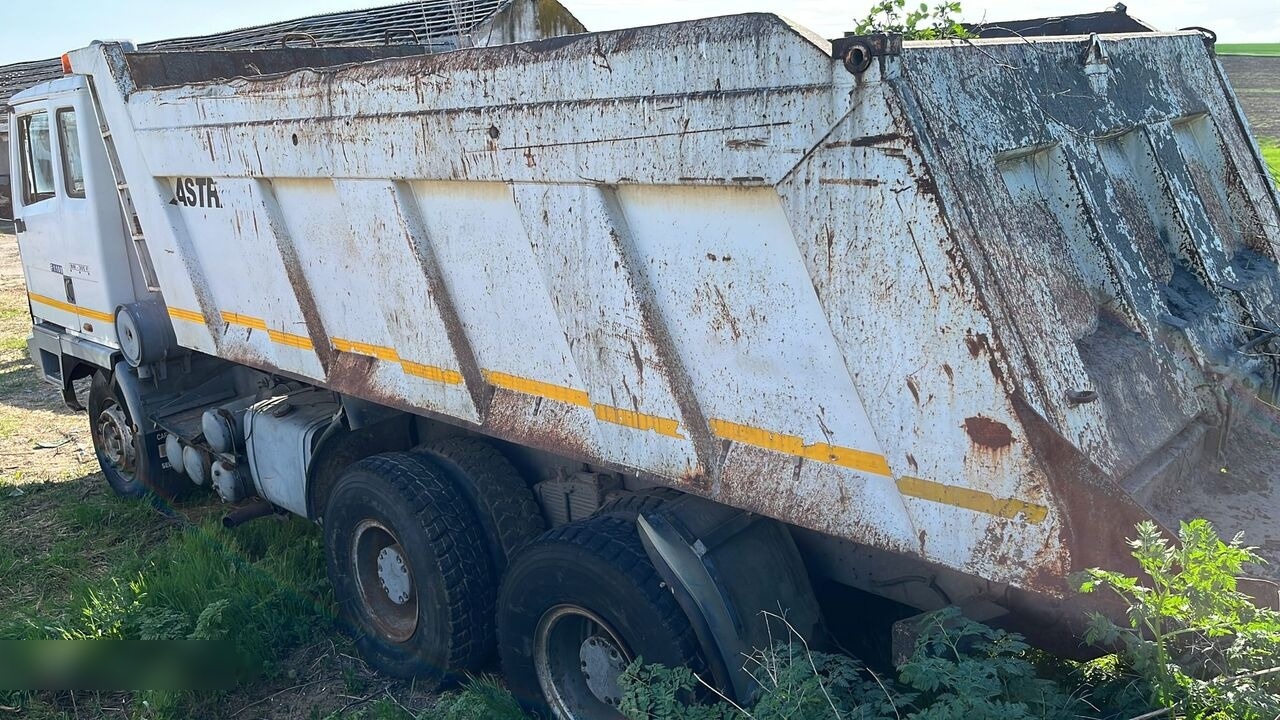 Astra BM 305 FT F1100 6X4 TRAKKER INDUSTRIAL - Sklápěč: obrázek 4 Astra BM 305 FT F1100 6X4 TRAKKER INDUSTRIAL - Sklápěč: obrázek 4