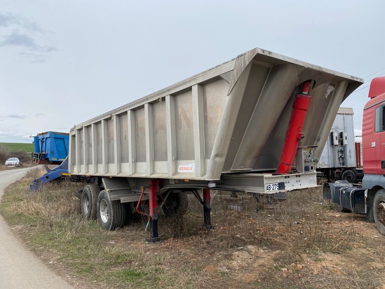 Benalu Full Aluminiu* 2008* AGREGATE - Sklápěcí návěs: obrázek 2 Benalu Full Aluminiu* 2008* AGREGATE - Sklápěcí návěs: obrázek 2