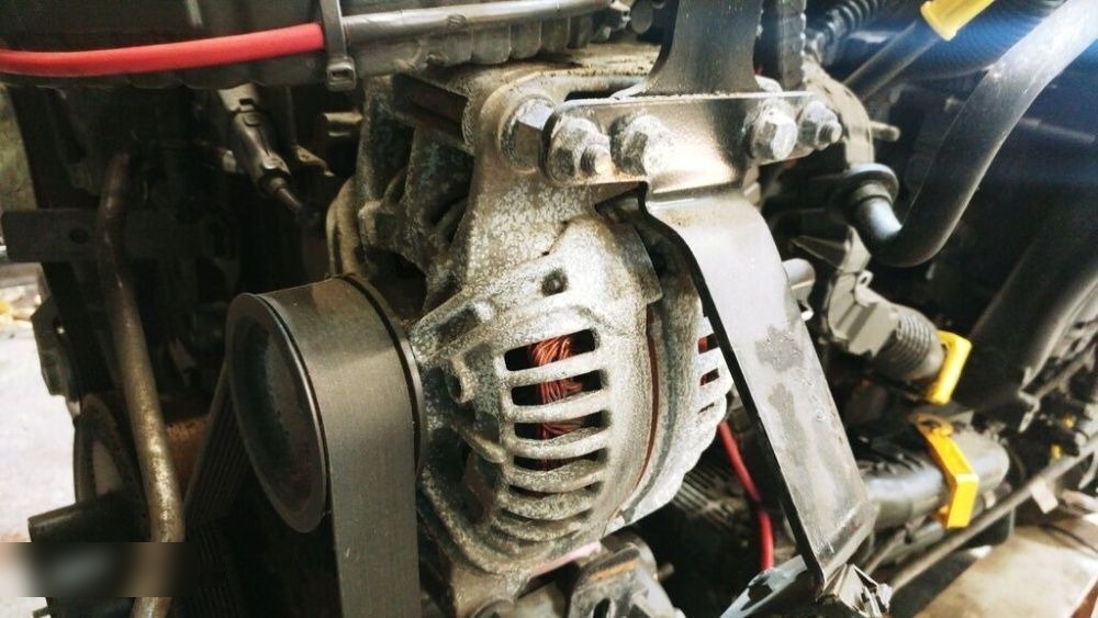 Bosch DAF XF95/XF105 truck - Alternátor pro Nákladní auto: obrázek 1 Bosch DAF XF95/XF105 truck - Alternátor pro Nákladní auto: obrázek 1