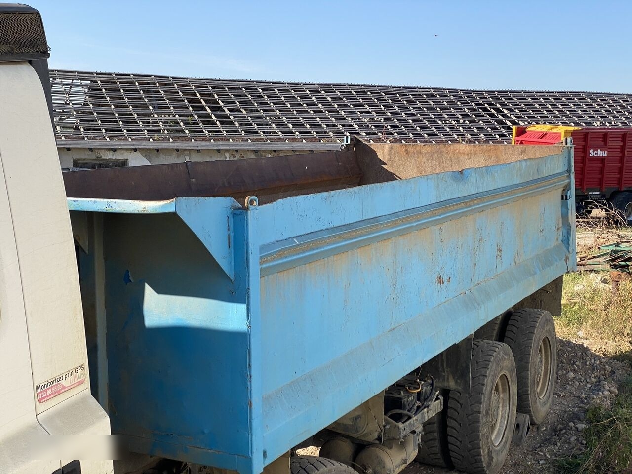 Hardox Bena basculabila cu semisasiu 7m : 8x4 - Sklápěcí nástavba: obrázek 2 Hardox Bena basculabila cu semisasiu 7m : 8x4 - Sklápěcí nástavba: obrázek 2
