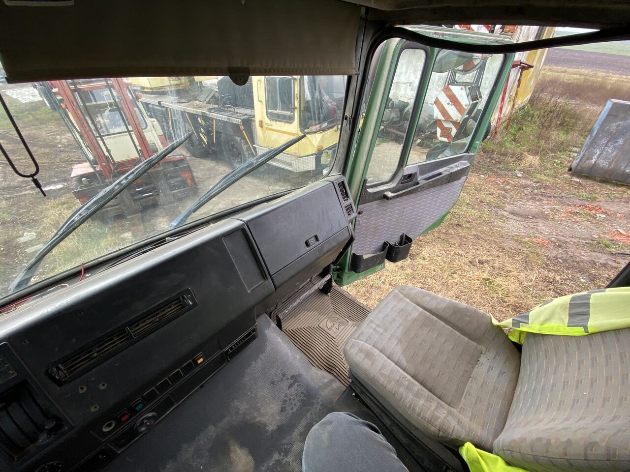 Sklápěč MAN 41-422 - Trakker 8x4 - Diferential 100 TONE: obrázek 16 Sklápěč MAN 41-422 - Trakker 8x4 - Diferential 100 TONE: obrázek 16