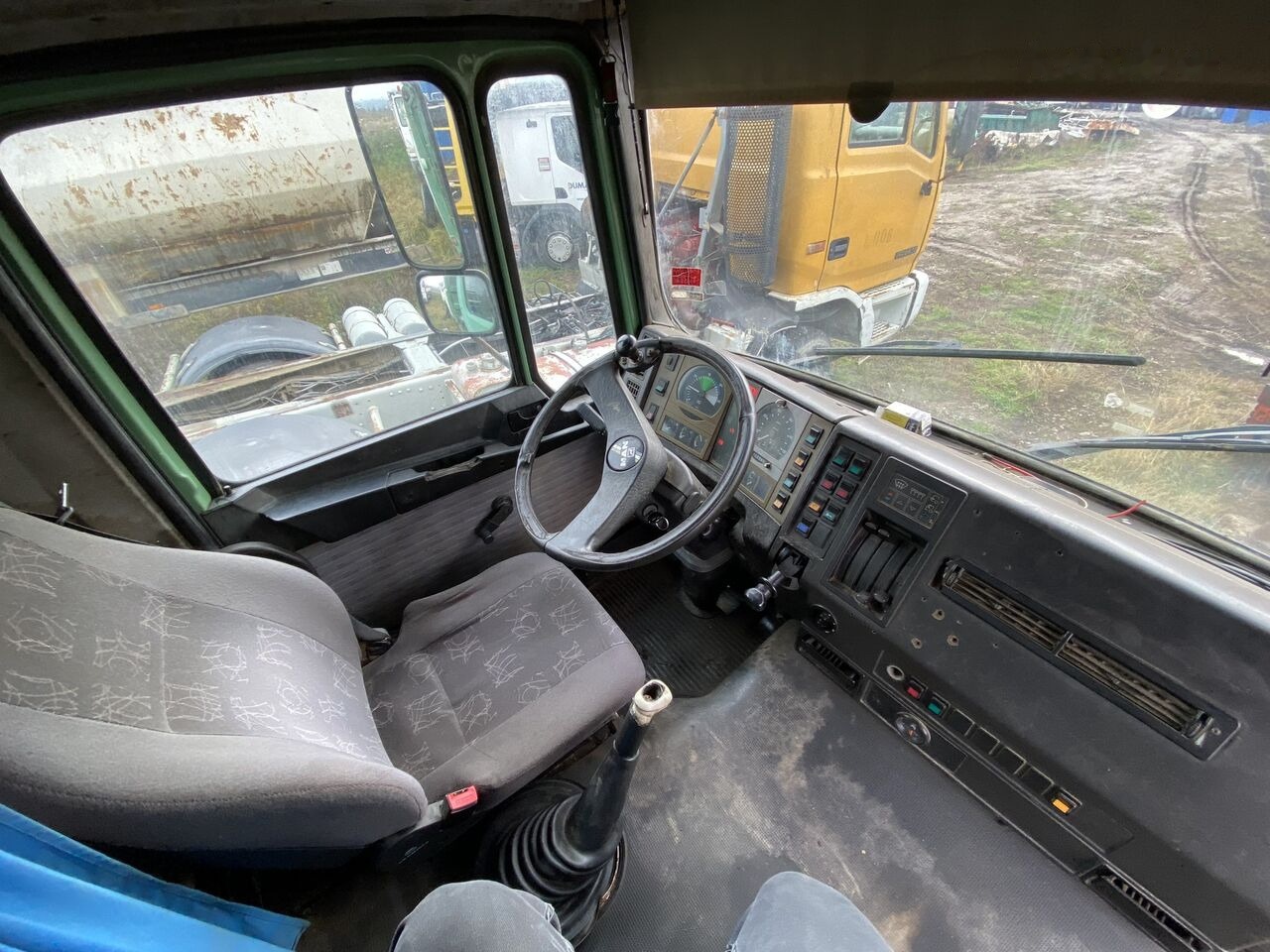 Sklápěč MAN 41-422 - Trakker 8x4 - Diferential 100 TONE: obrázek 15 Sklápěč MAN 41-422 - Trakker 8x4 - Diferential 100 TONE: obrázek 15