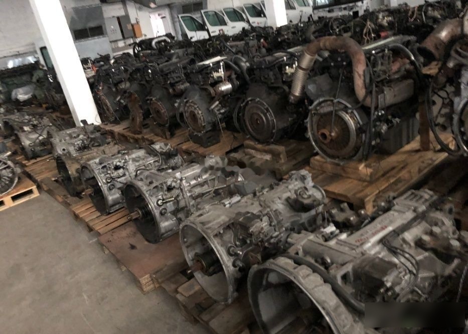 MAN - Motor pro Nákladní auto: obrázek 2 MAN - Motor pro Nákladní auto: obrázek 2