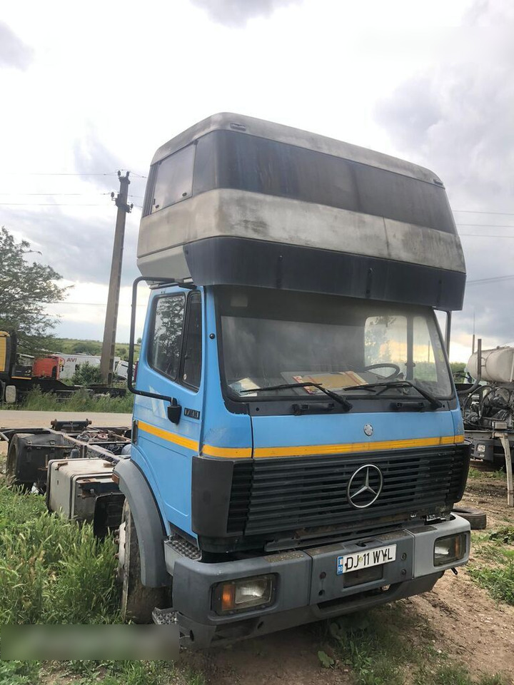 Mercedes-Benz 17-33 SK - Podvozek s kabinou: obrázek 1 Mercedes-Benz 17-33 SK - Podvozek s kabinou: obrázek 1